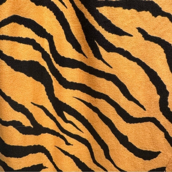 NEW TC LulaRoe Buttery Soft Leggings Tall& CurvyStretchy 12-18 L-XXL Tiger print - Picture 13 of 16